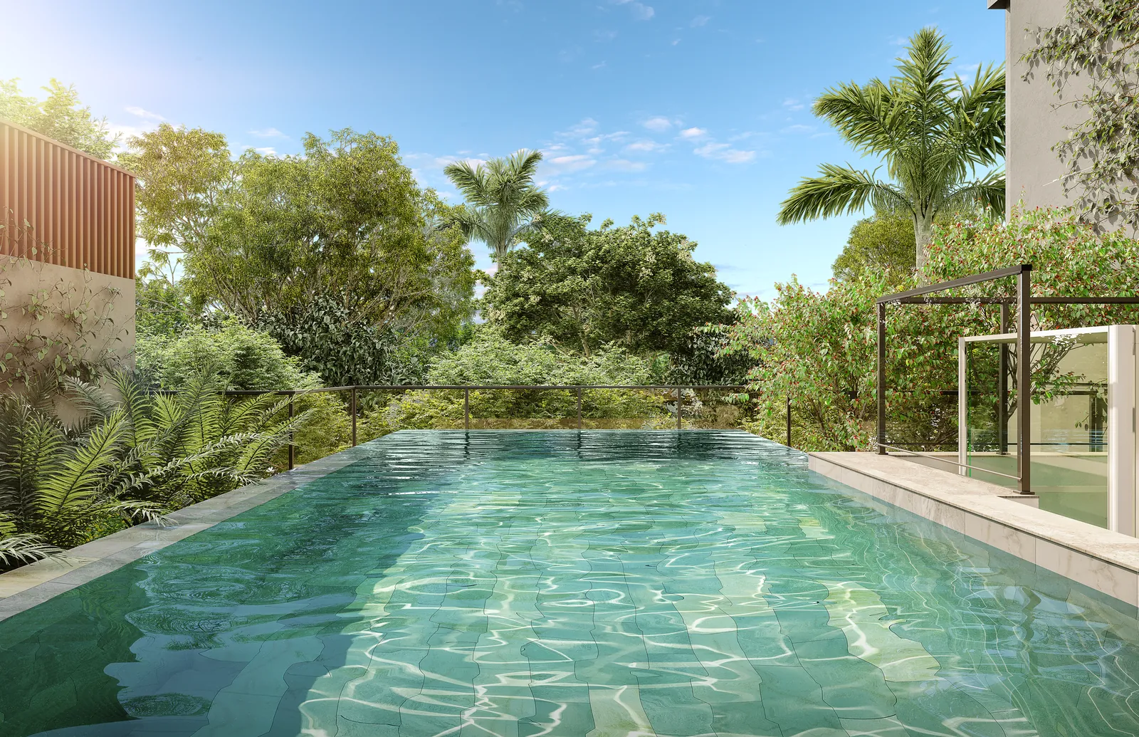 Piscina longa com deck de madeira e jardim tropical