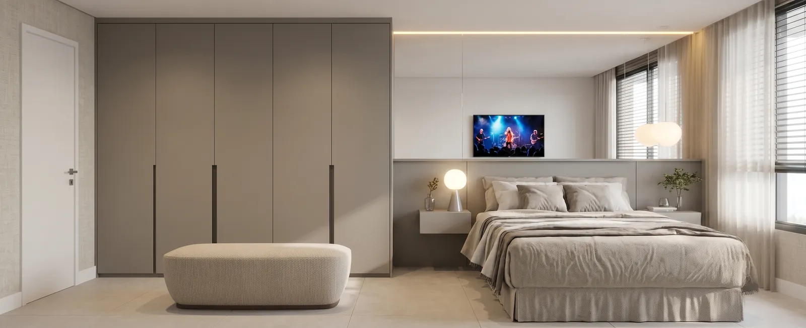 Suíte master com cama de casal, painel de madeira e cortinas claras